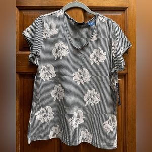 Karen Scott short sleeve shirt